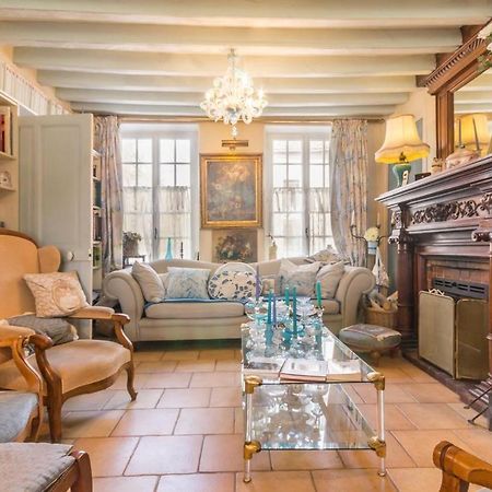La Maison Bleue Arquian Luaran gambar